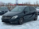 Mercedes-Benz TÜV neu /AMG Night paket - Mercedes-Benz B-Klasse: Limousine