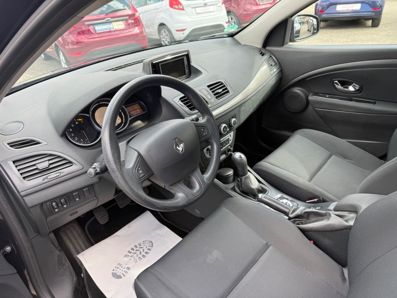 Megane III Lim. 5-trg.Tomtom Edition*NUR 76000KM