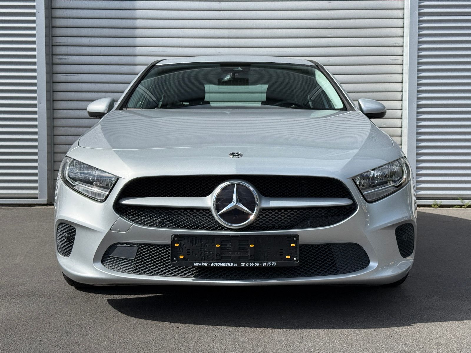 Fahrzeugabbildung Mercedes-Benz A 180 d Lim. Sedan Aut DAB GRA Navi Kamera SHZ