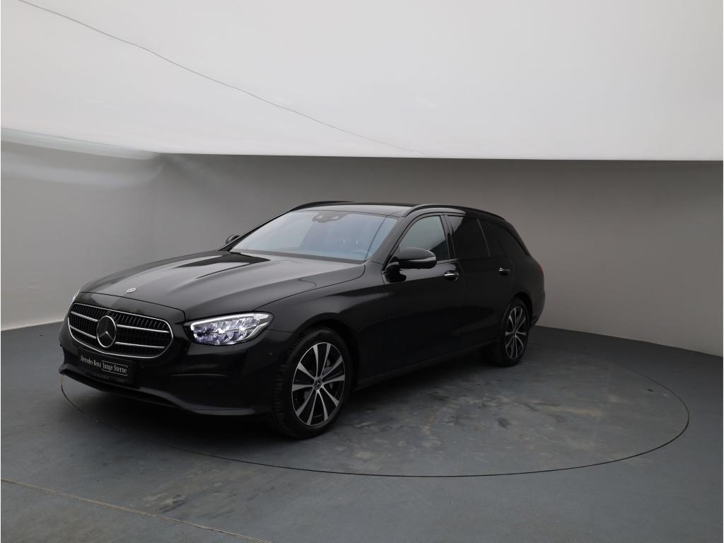 Mercedes-Benz E 300 de T Avantgarde Night Burm MBUX LED