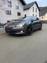 Opel Astra GTC 1.4 Turbo ecoFLEX INNOVATION S/S 1... - Opel Astra aus 2011: Coupe