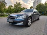 Mercedes-Benz Mercedes W221 S350-Xenon/AHK/Holzlenkrad/S... - gebrauchte Mercedes-Benz S 350 aus dem Jahr 2005