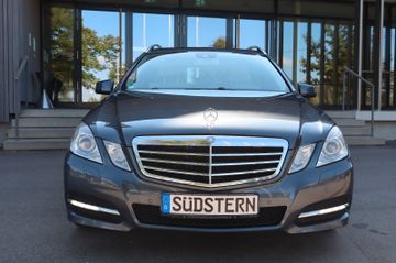 Mercedes E 200 - 2