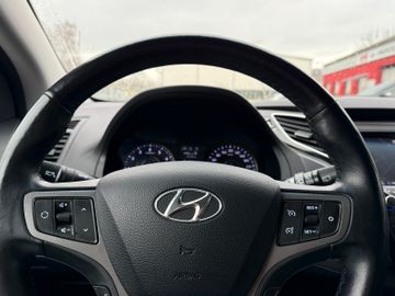 Hyundai i40 cw Family +LED+Navi+WR+SHZ+Autom+DAB