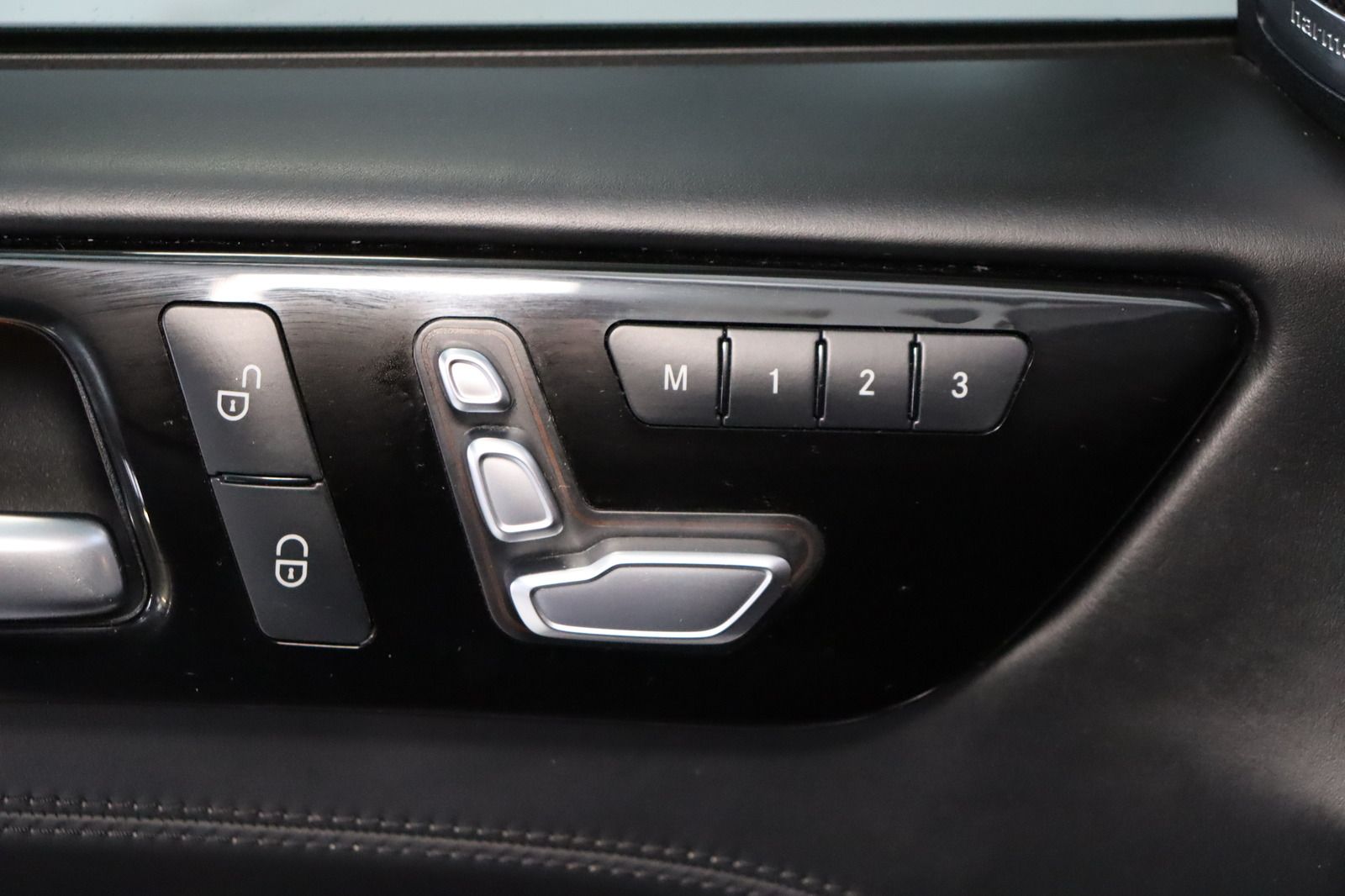 Fahrzeugabbildung Mercedes-Benz GLE 63 s AMG 4Matic Coupe DIS+ 1. Hand