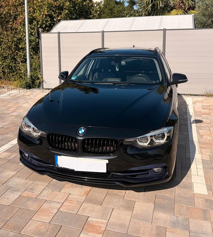 Image of BMW 320