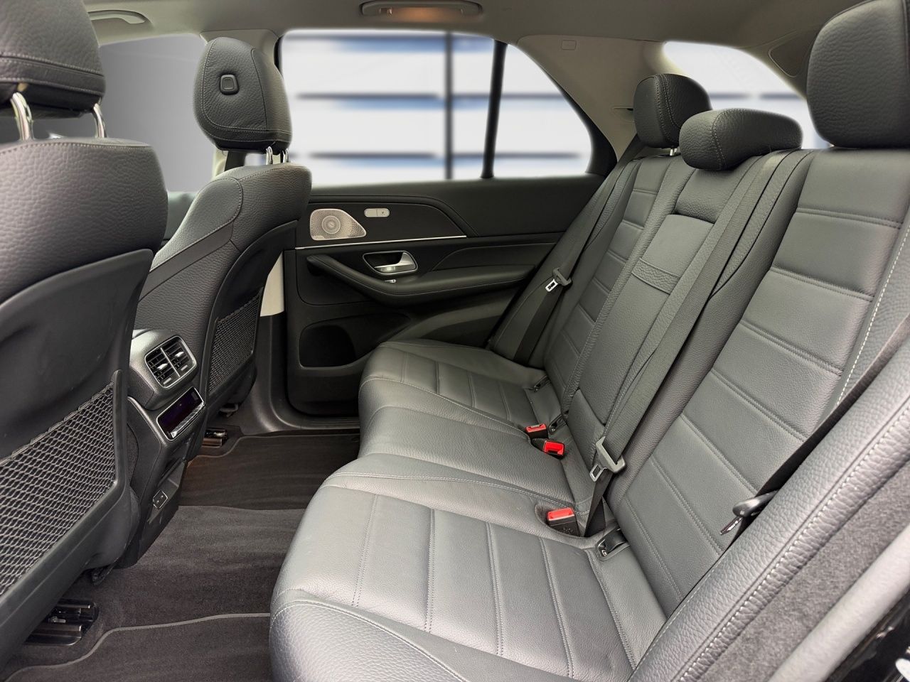 Fahrzeugabbildung Mercedes-Benz GLE 450 d 4M AMG+PANO+SITZKLIMA+AIRMATIC+HEADUP+