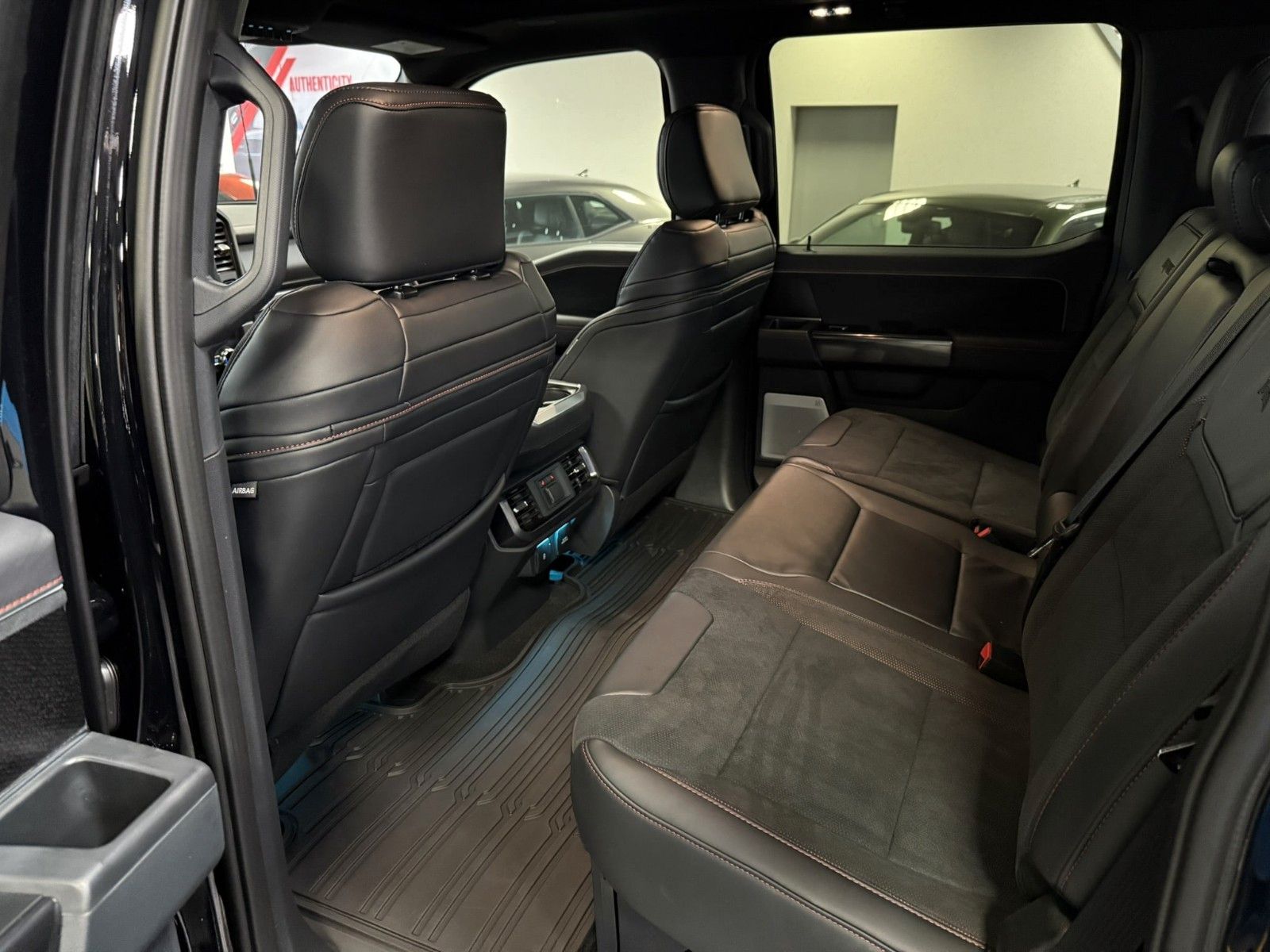 Fahrzeugabbildung Ford FORD RAPTOR -R- V8 KOMPRESSOR-SOFORT!!!!