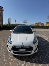 DS Automobiles Ds DS5 5 1.6 e-HDi 110 full full optional - DS Automobiles DS5 mit Halbautomatikschaltung