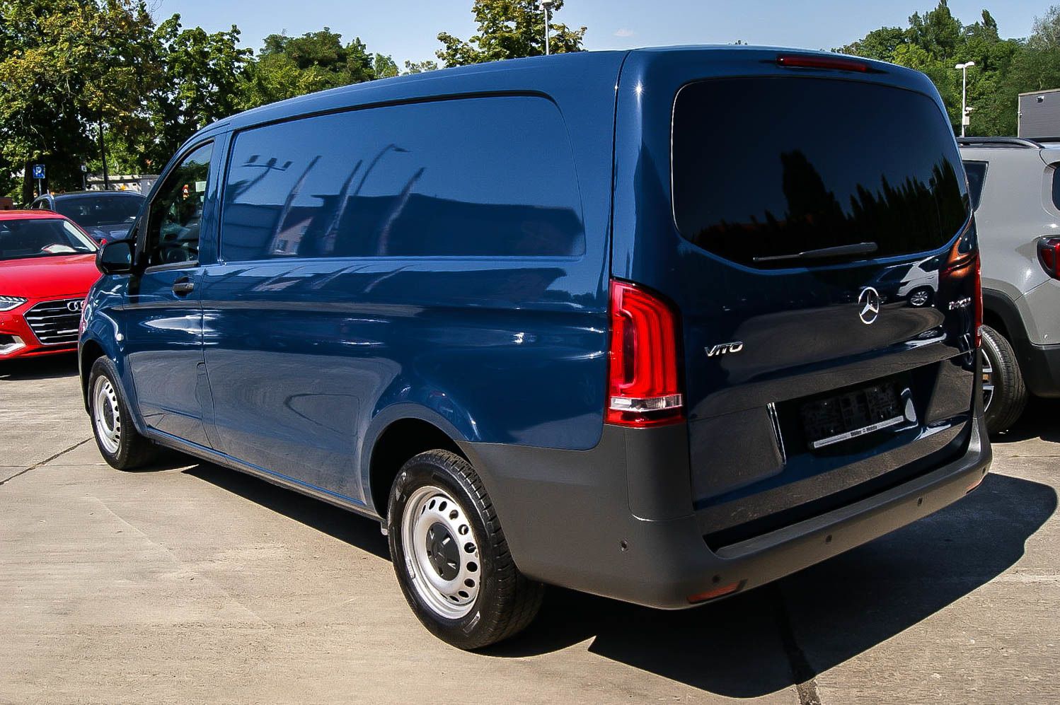 Fahrzeugabbildung Mercedes-Benz Vito Kasten 114 CDI lang Aut LED KAMERA PARKASSI