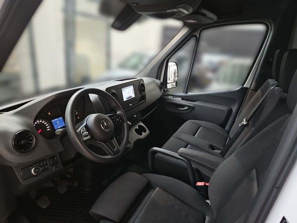 Fahrzeugabbildung Mercedes-Benz Sprinter 317 Koffer LBW 4.325 Navi RFK SHZ Klima