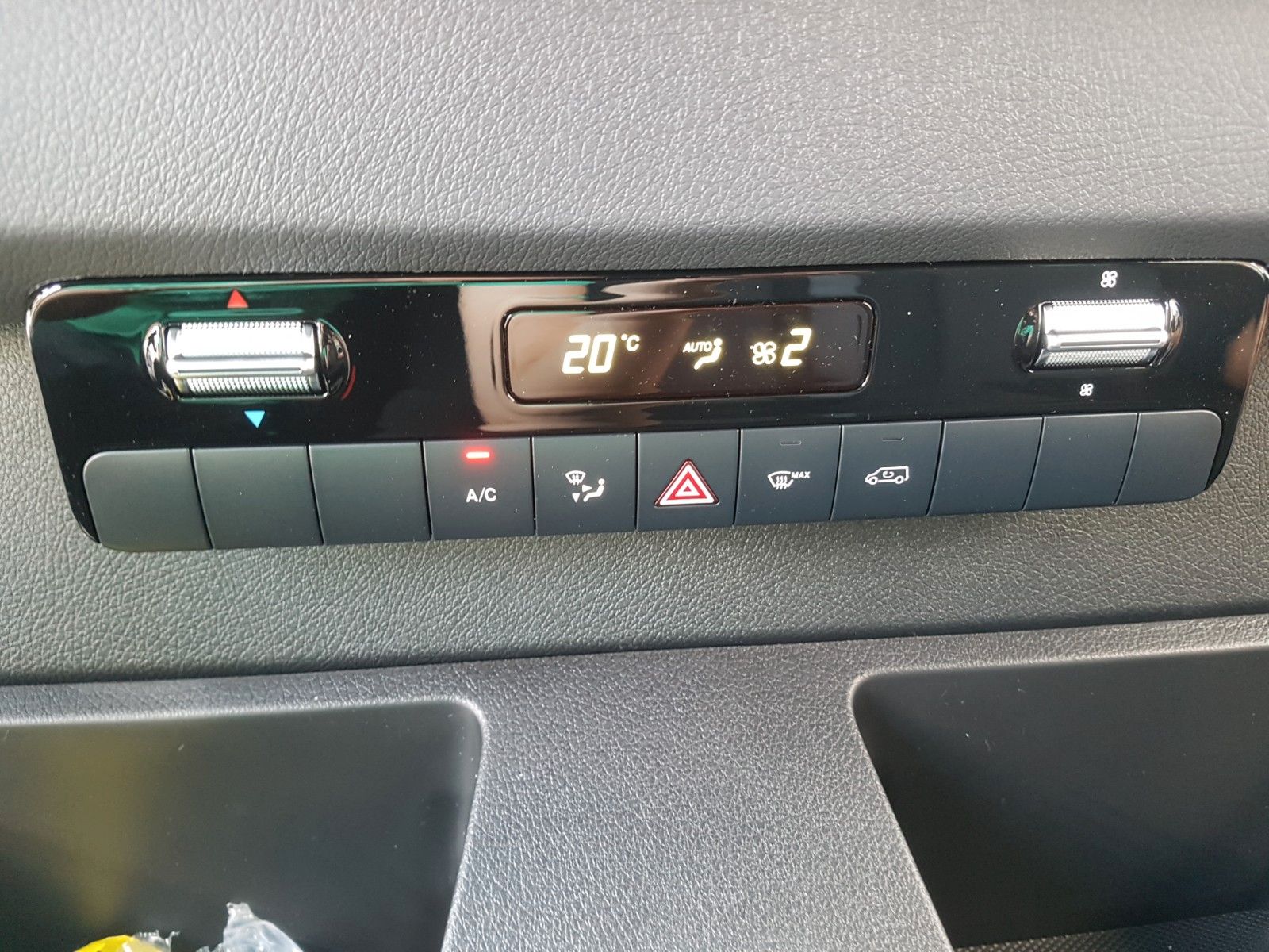 Fahrzeugabbildung Mercedes-Benz Sprinter 517 CDI 4325 9G Klima AHK3,5 Kamera