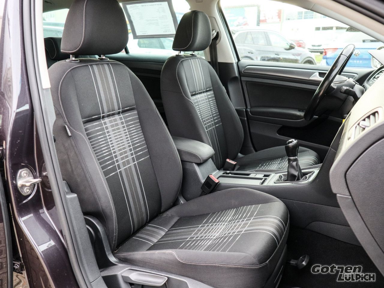 Fahrzeugabbildung Volkswagen Golf VII Variant 1.4 TSI BMT Lounge 1.4 TSI Navi