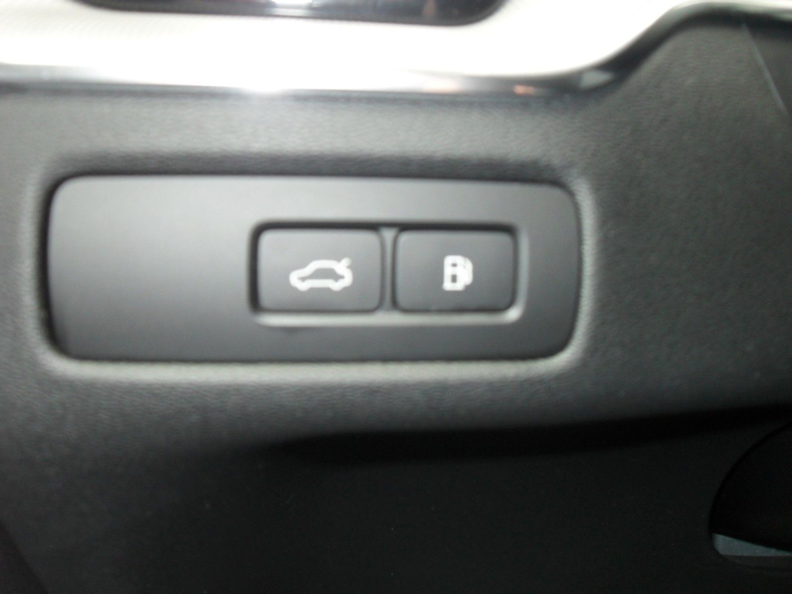 Fahrzeugabbildung Volvo XC60 T6 Plus Dark | AWD | 21er | Licht