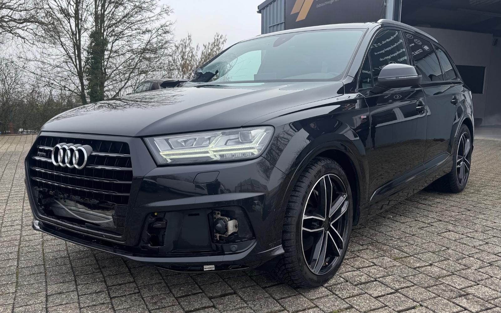 Audi Q7 3.0 TDI ultra Quattro S-Line 21 Zoll Bose