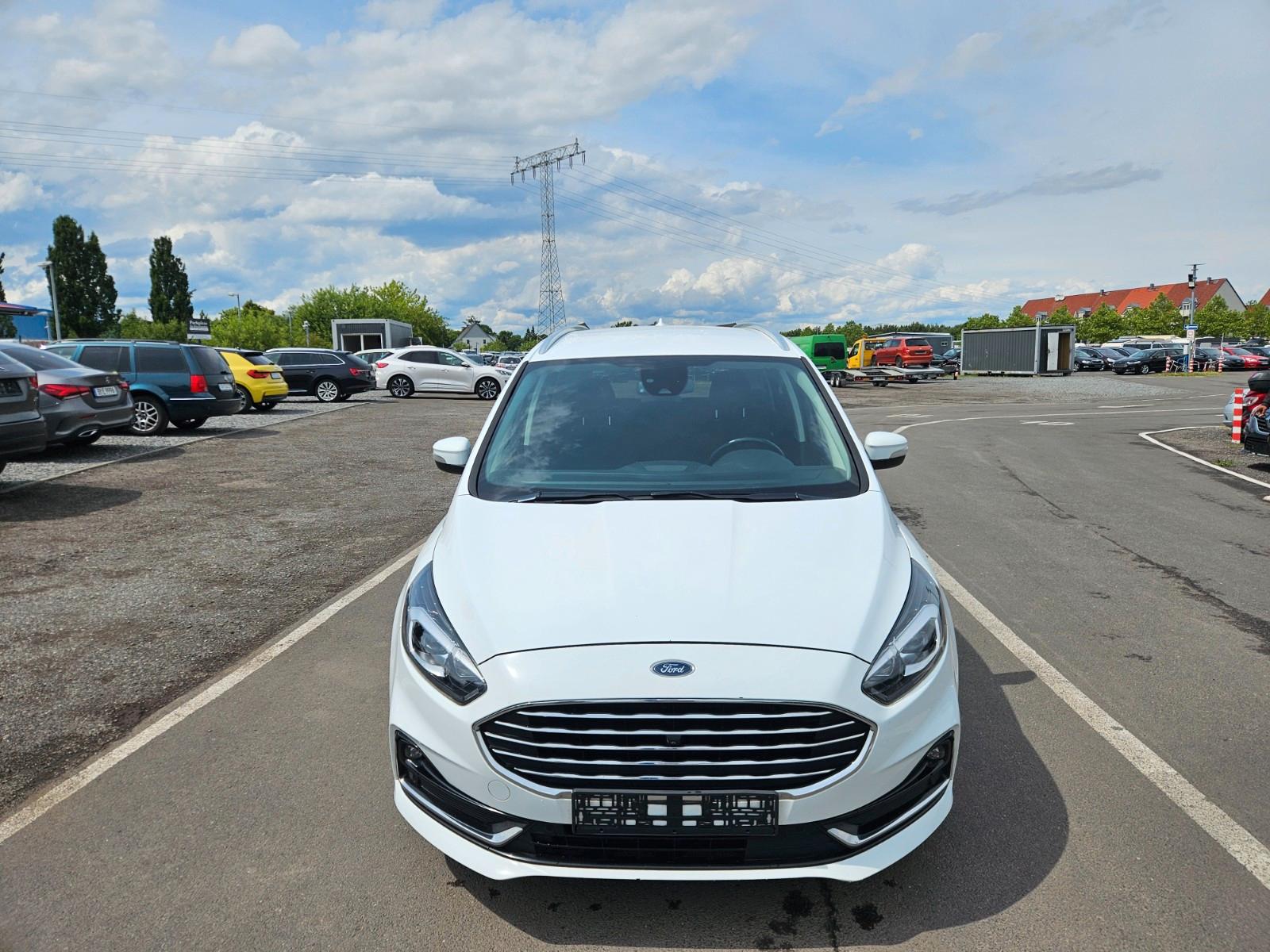 Ford Galaxy Titanium