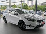 Kia cee'd / Ceed SW 1.5 DCT Ultimate LED CAM 7J-Gar - Kia cee'd / Ceed von 2026