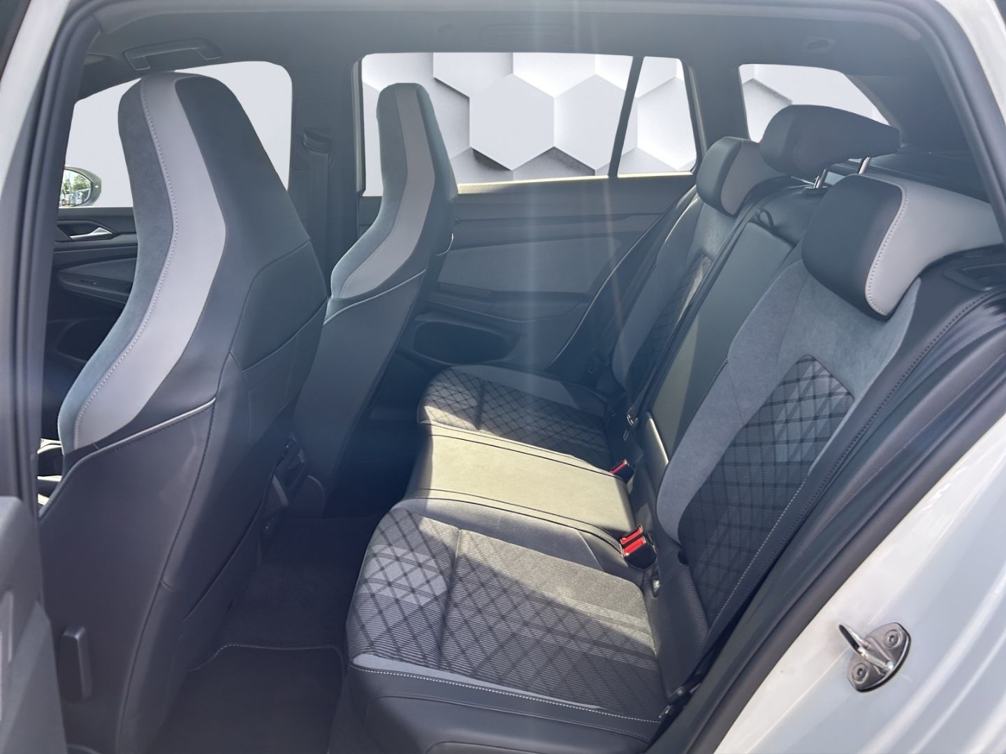 Golf Variant Mildhybrid VIII 1.5 DSG 96kW R-Line