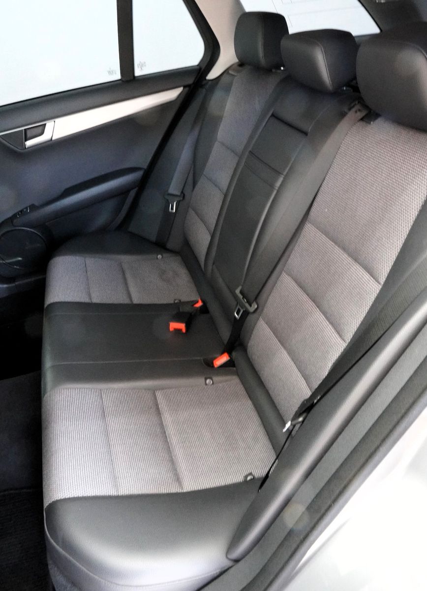 Fahrzeugabbildung Mercedes-Benz C 220 T CDI *Autom.*Navi*Xenon*Shz*Pano*AHK*