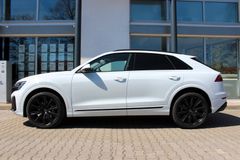 AUDI Q8 50 TDI quattro/ S-LINE/ PANO/ MATRIX/ STANDHZ AUDI Q8 50 TDI quattro/ S-LINE/ PANO/ MATRIX/ STANDHZ