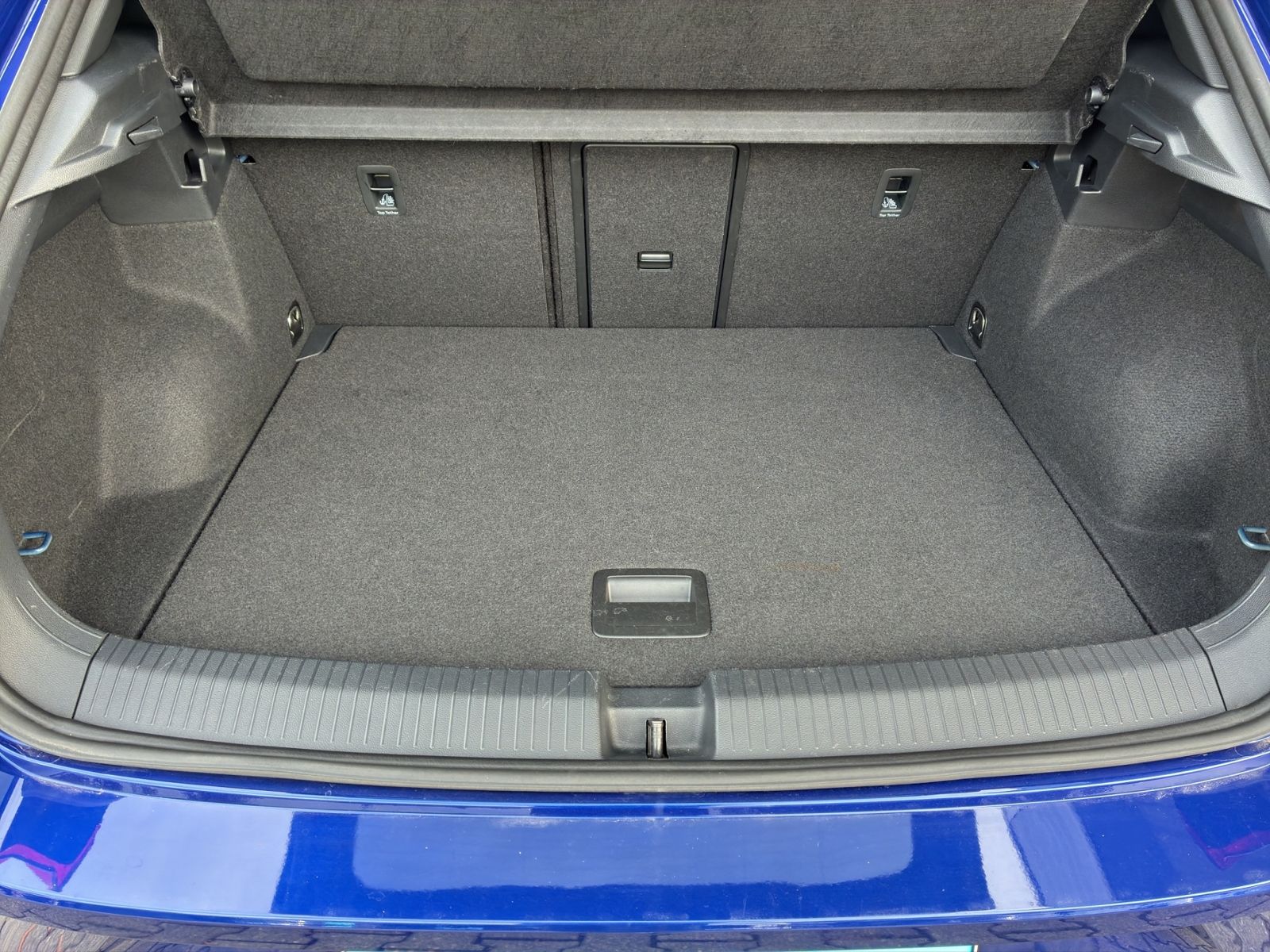 T-Roc 1.5 TSI DSG R-LINE *AHK*MATRIX*BEATS*