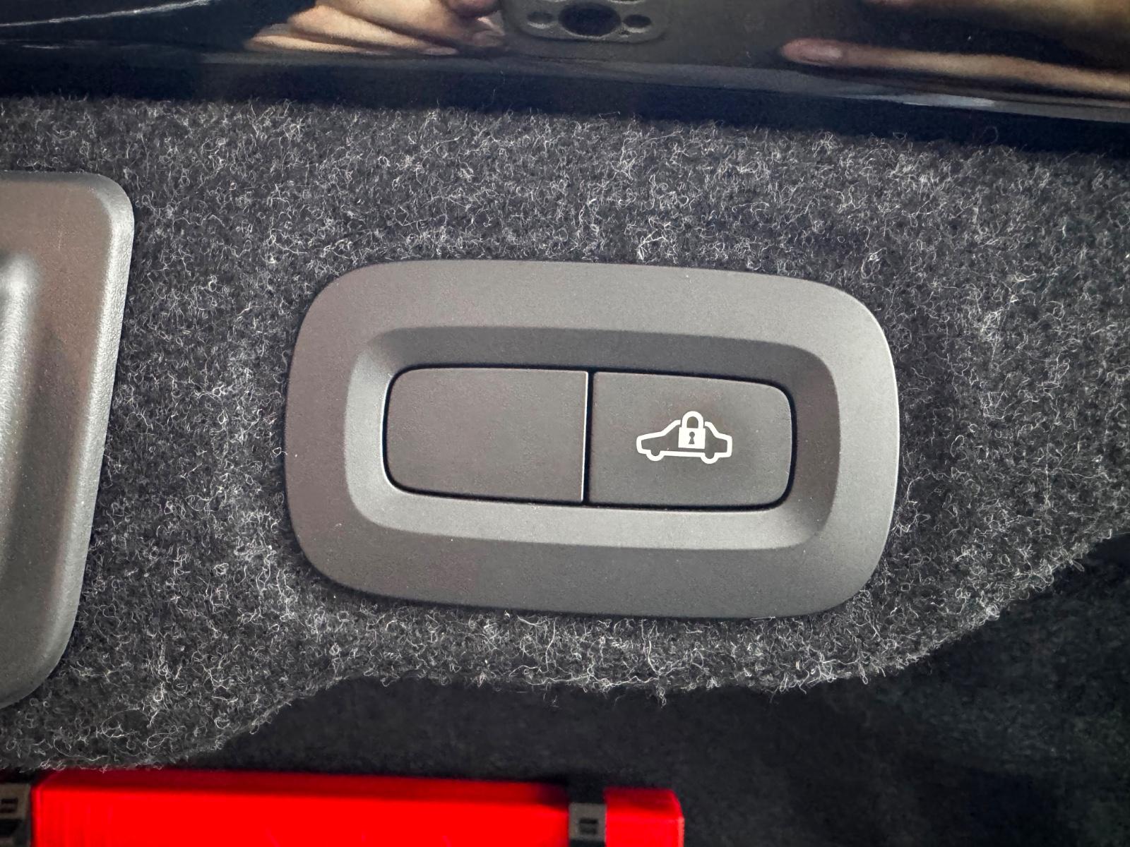 Volvo S60 Inscription * LEDER * NAVI * KAMERA *, миниатюра 29