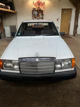 Mercedes-Benz Mercedes w124 200 - Mercedes-Benz 200 in Bremen