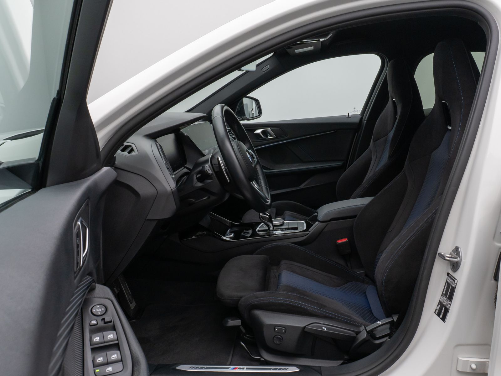 Fahrzeugabbildung BMW 120i M Sport Kamera DAB Lenkrhzg DrivAssis Alarm
