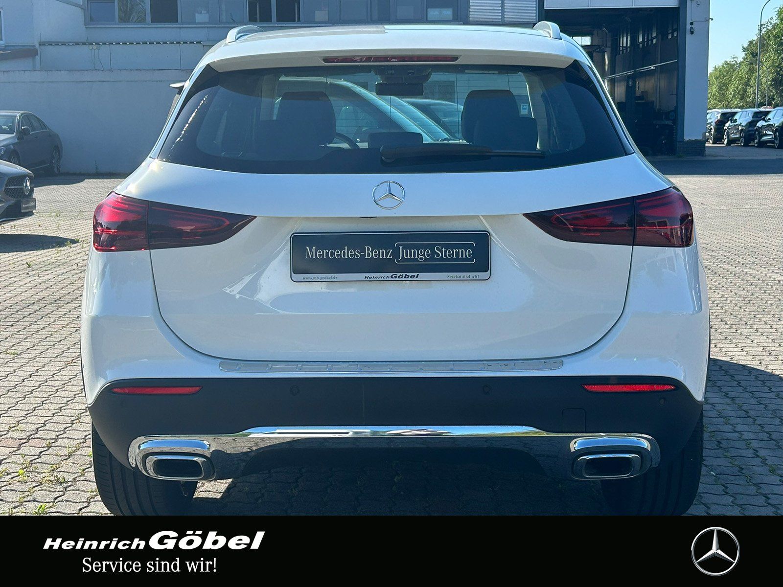 Fahrzeugabbildung Mercedes-Benz GLA 180 PROGRESSIVE*AHK*CARPLAY*LED*EASY-PACK*WI