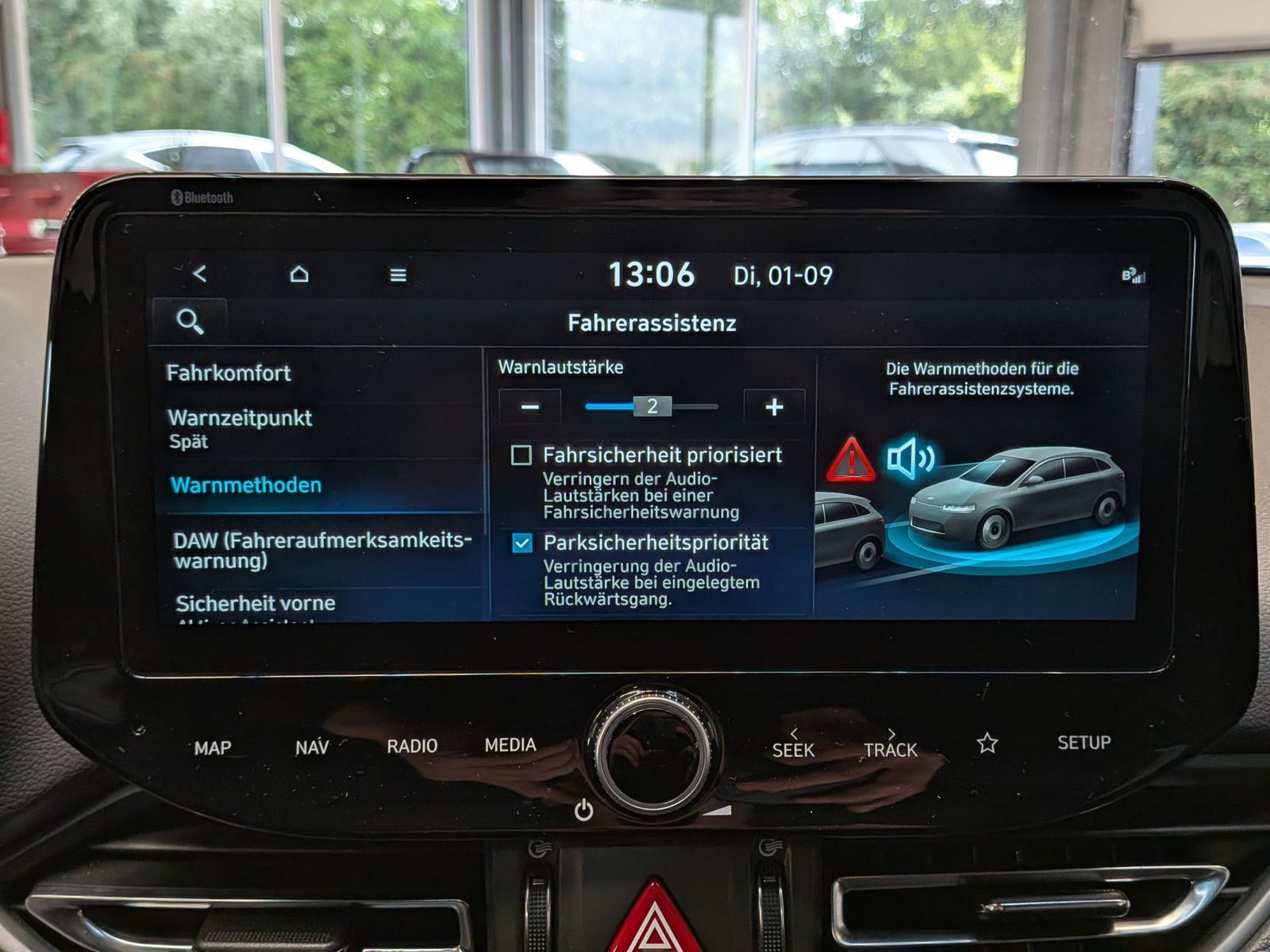 Fahrzeugabbildung Hyundai i30 1.5 N-Line LED*CARPLAY*CAM*PANO*KEYLESS*18"