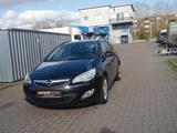 Opel Astra J Sports Tourer 1.4 Klima*AHK*PDC - Opel Astra aus 2011: Sports Tourer