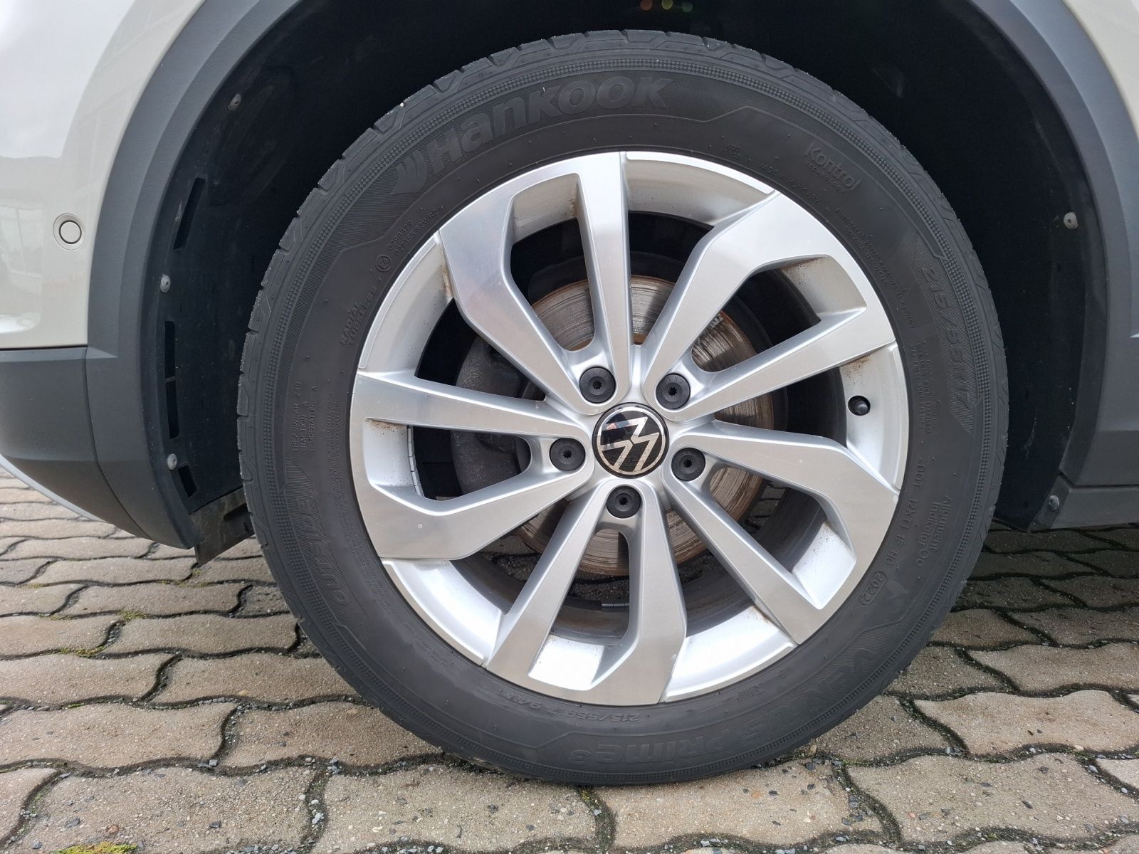 Fahrzeugabbildung Volkswagen T-Roc TSI Life  DSG LED Navi AID ACC RFK SH