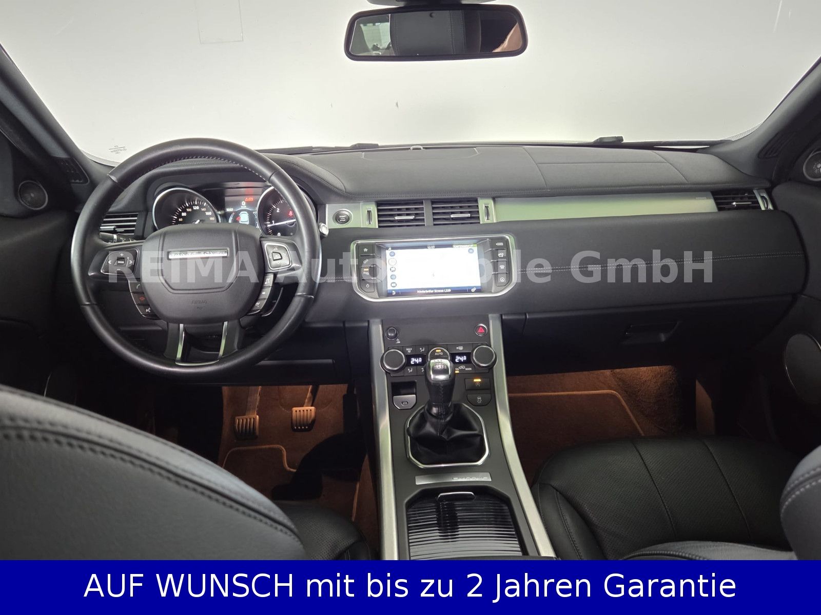 Fahrzeugabbildung Land Rover Range Rover Evoque 2,0D SE, Navi, Xenon, 20" Alu