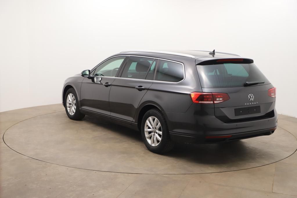 Volkswagen Passat Variant Business 1.5 TSI DSG AHK*RFK*PDC