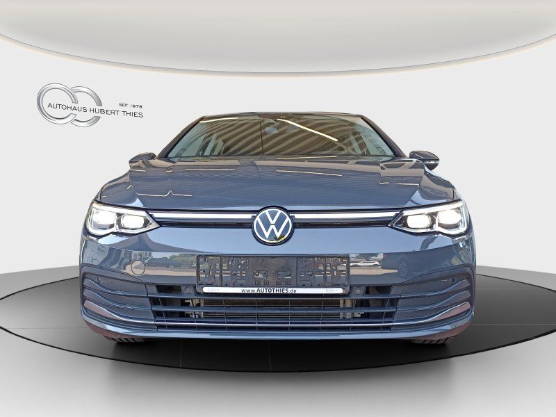 Fahrzeugansicht 3 Fahrzeugabbildung Volkswagen Golf VIII 1.5 eTSI Style DSG MATRIX-LED+KAMERA+