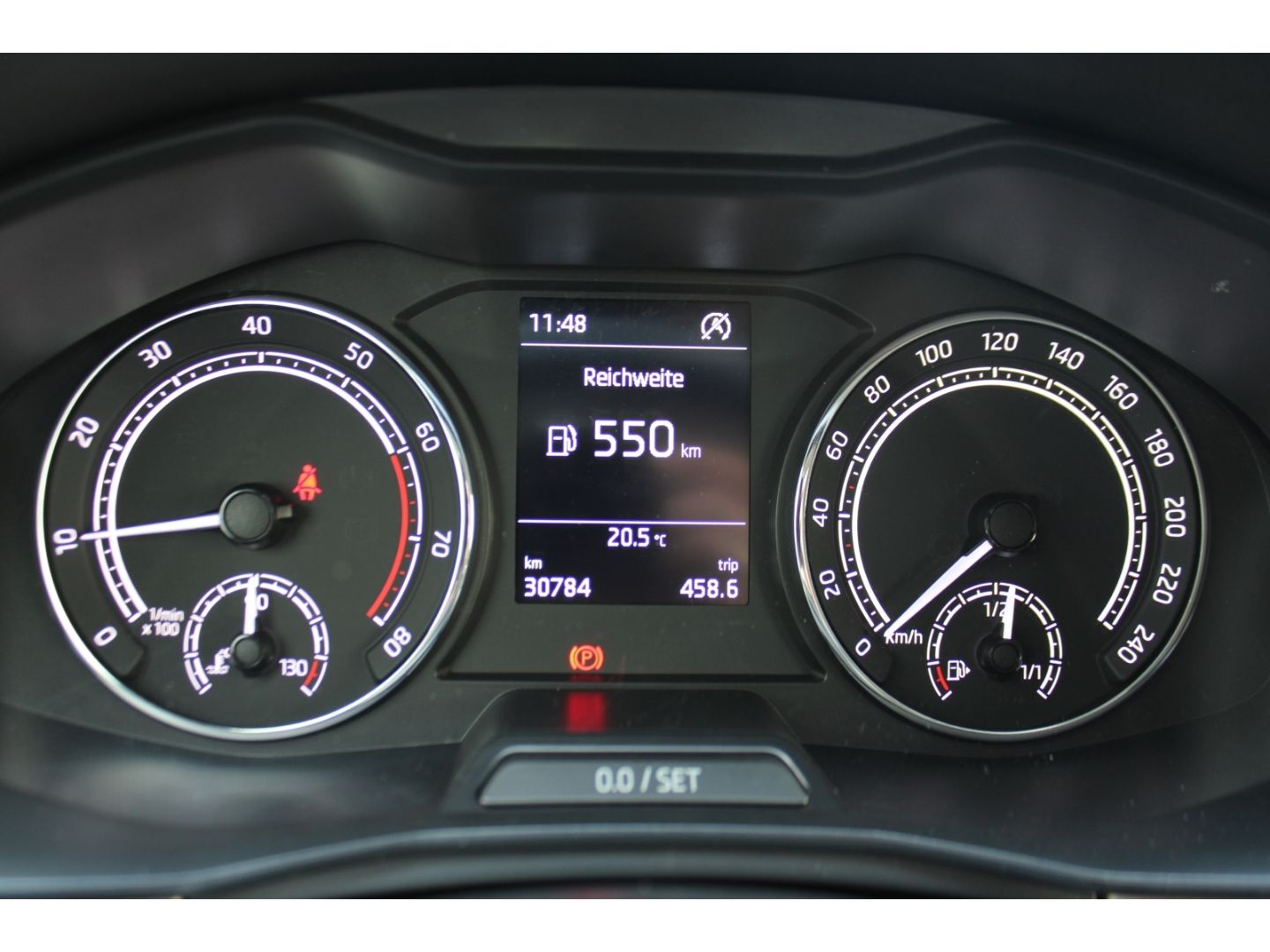 SKODA Scala Style 1.0 TSI LED GRA CarPlay StHzg DAB PD - Image 15