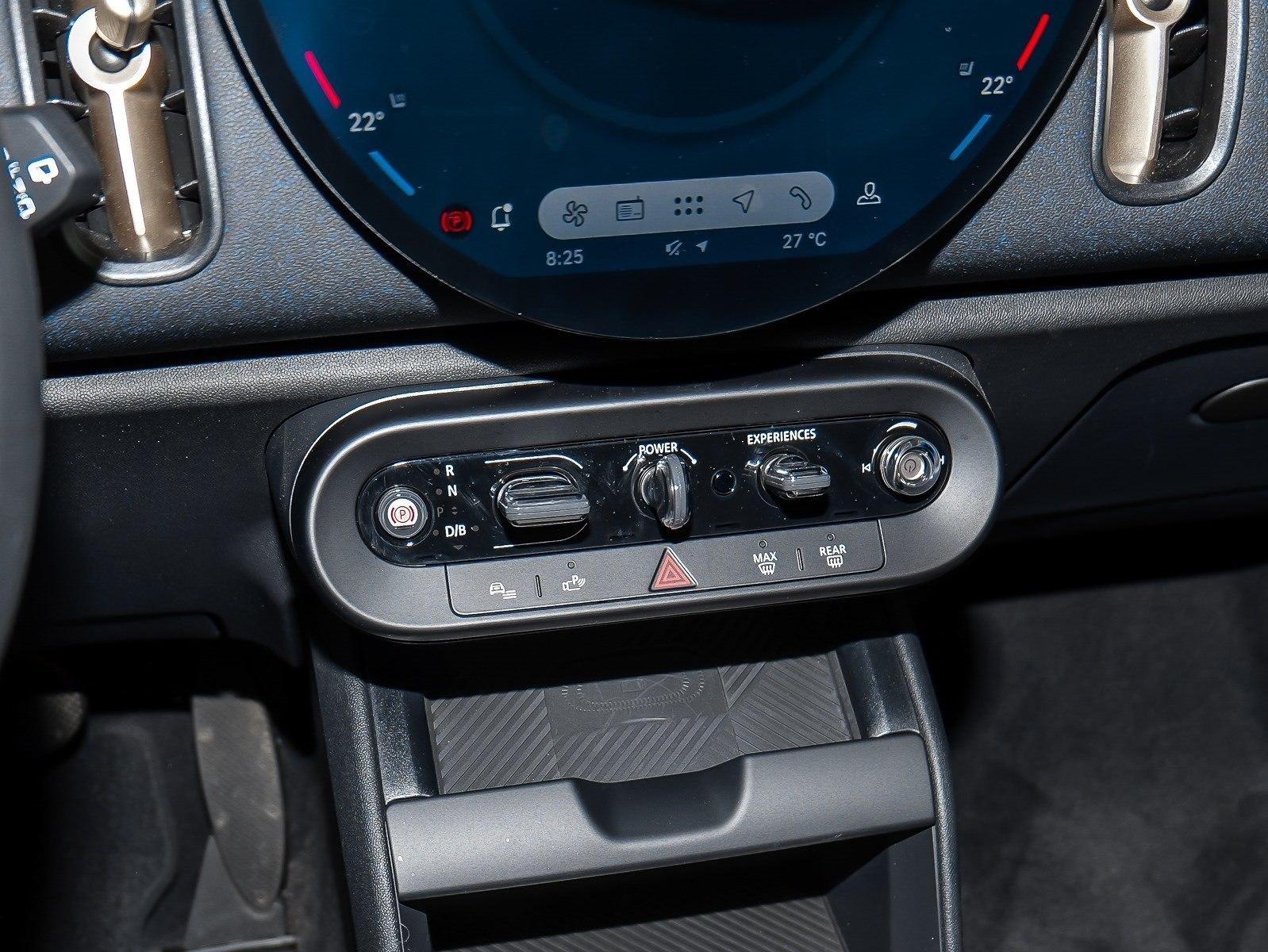 MINI Countryman E Essential SHZ PDC LED