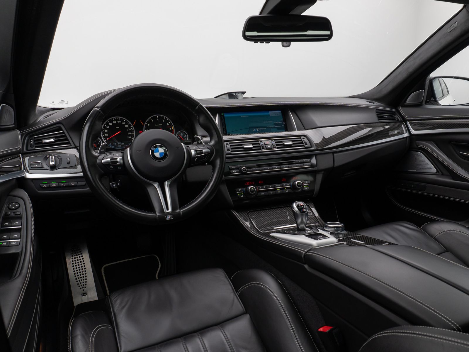 Fahrzeugabbildung BMW M5 Competition Edition 1/200 360°HUD B&O SoftCl