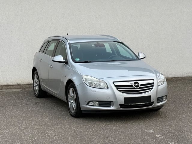 Opel Insignia A 2.0 CDTI Sports Tourer Edition