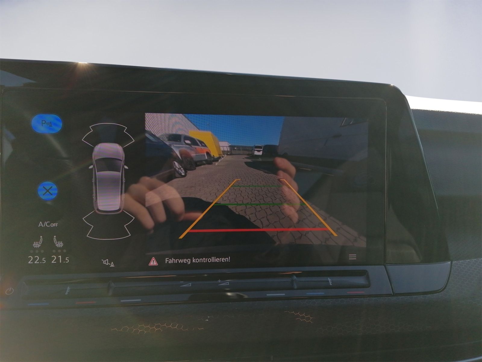 Golf VIII GTD DSG KAMERA+PANO+HARMAN-KARDON