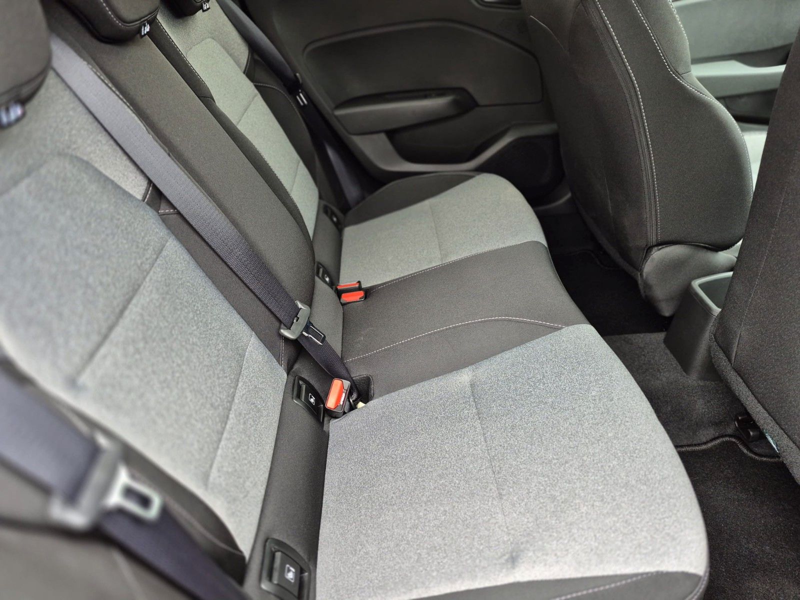 Mitsubishi Colt - Bild 13