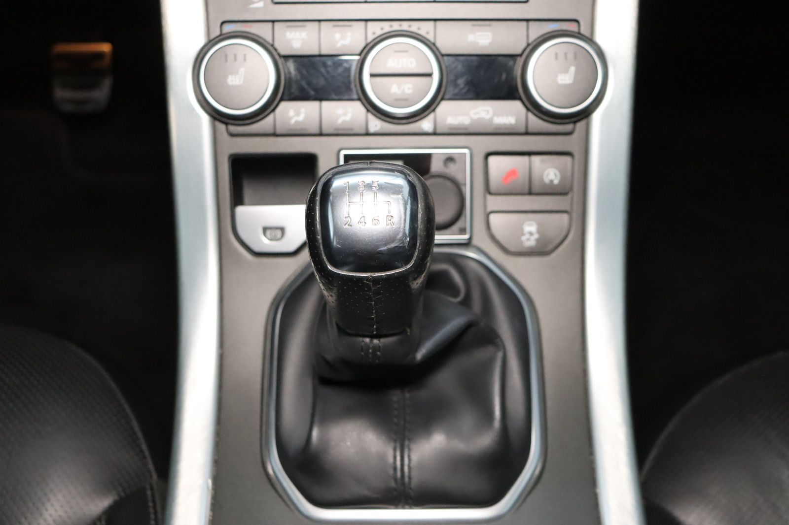Fahrzeugabbildung Land Rover Range Rover Evoque 2.0 i4D HSE Dynamic