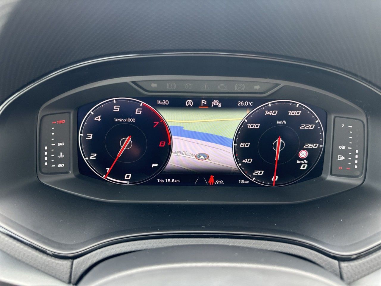 Fahrzeugabbildung SEAT Arona FR Black Edition 1.5 TSI 150 PS DSG - mit KI generiert/bearbeitet