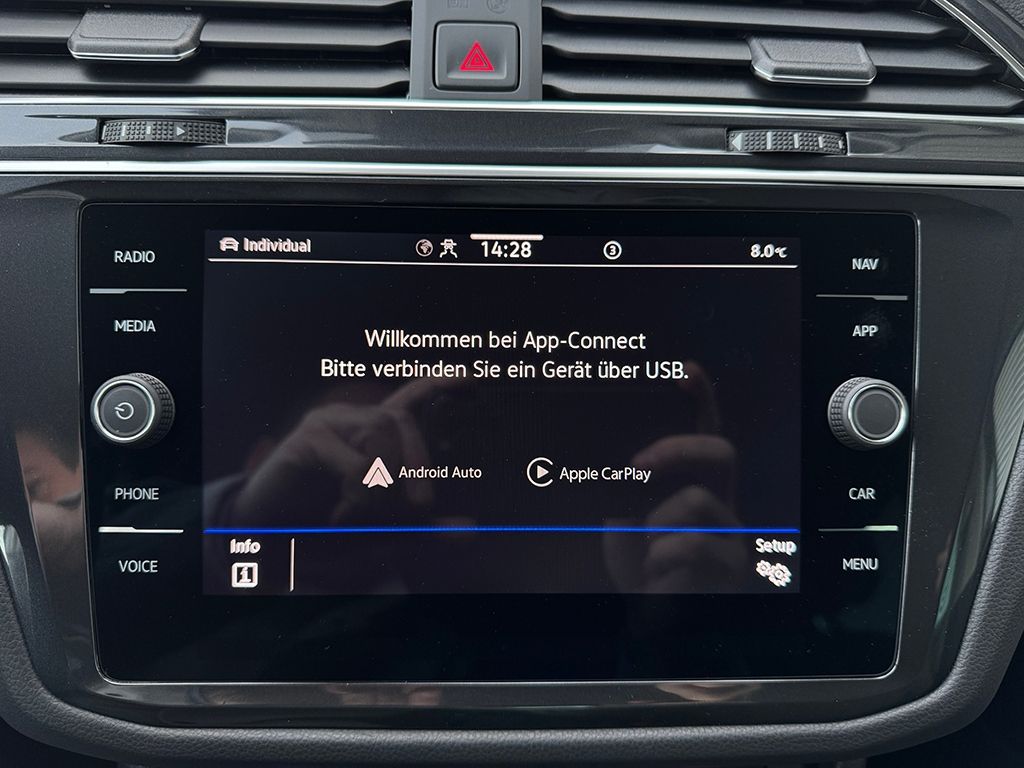 Tiguan 2.0 TDI "MOVE" *AHK*NAVI*KAMERA*