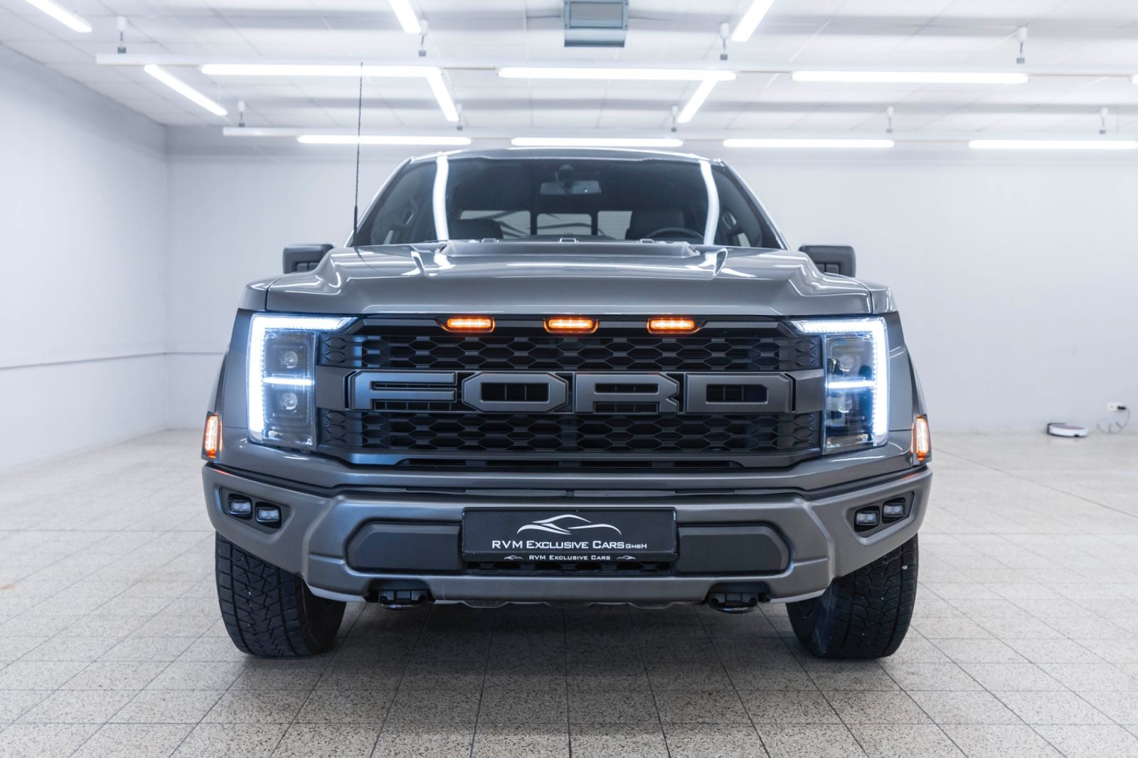 Fahrzeugabbildung Ford F 150 5.0L XLT KAM CARPLAY TOTW NAV  LED