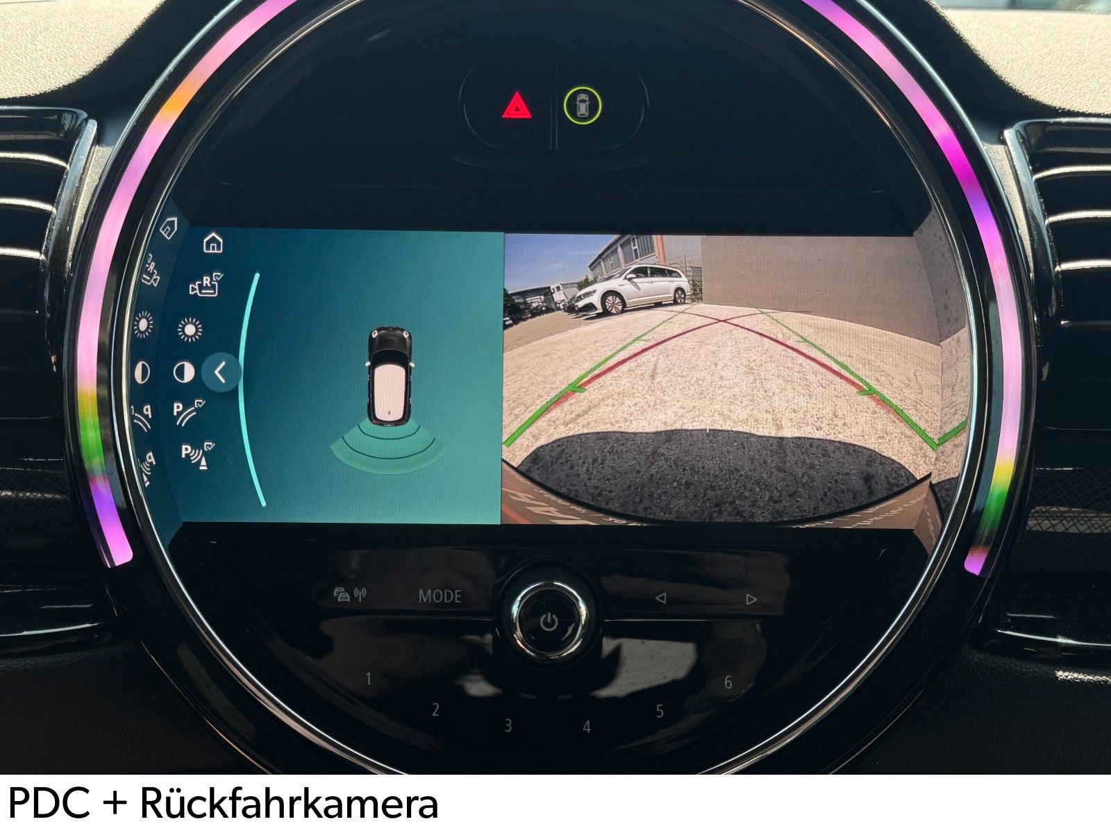 Fahrzeugabbildung MINI Cooper Clubman Classic Trim Klima SHZ PDC CAM