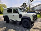 Land Rover Defender 110 Td5 Hardtop LKW Zulassung-Standheiz - gebrauchte Land Rover Defender aus dem Jahr 2002