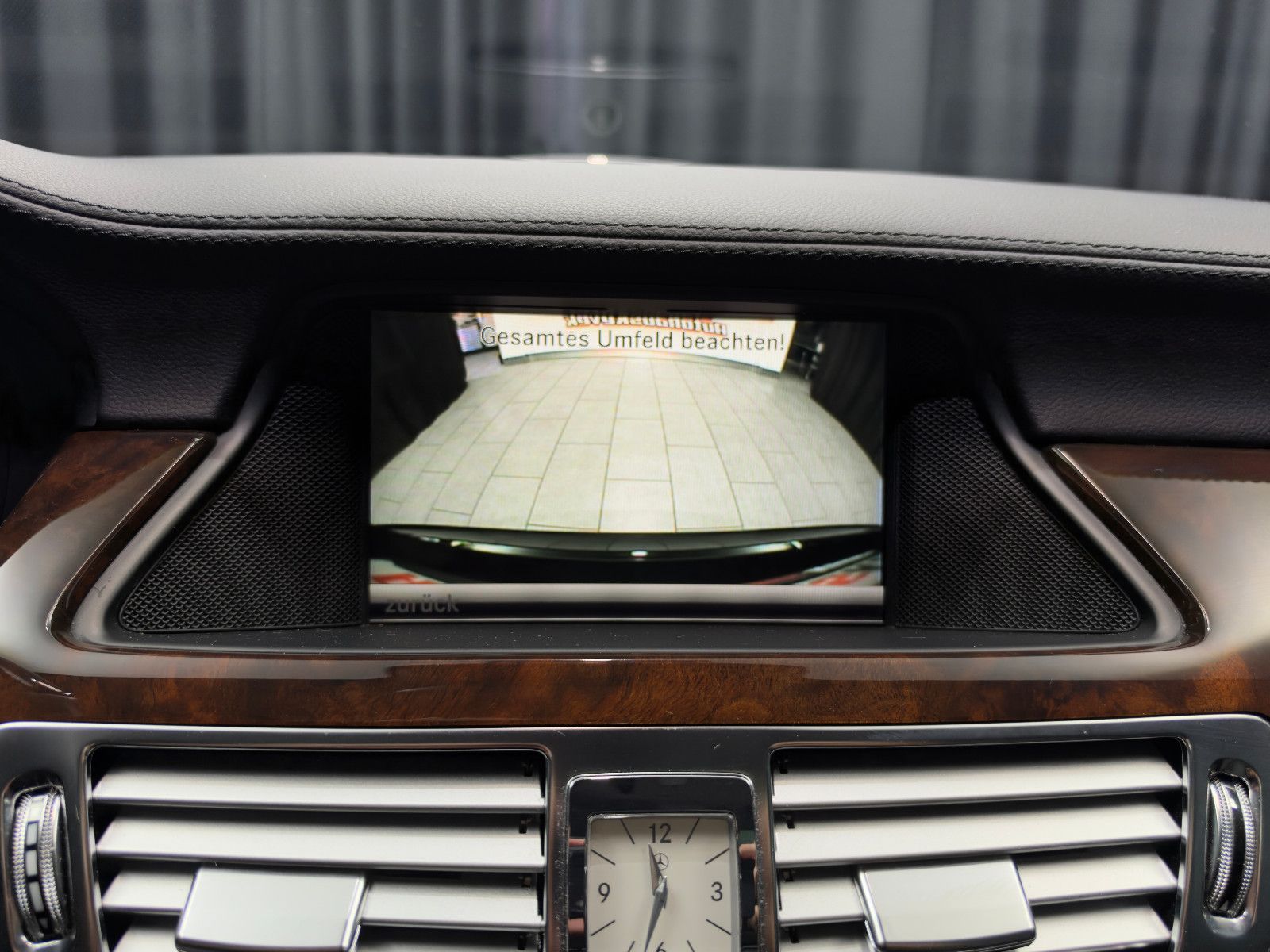Fahrzeugabbildung Mercedes-Benz CLS 500 |AMG-LINE|H/K|PANO|AIR-MATIC|DE-FZG