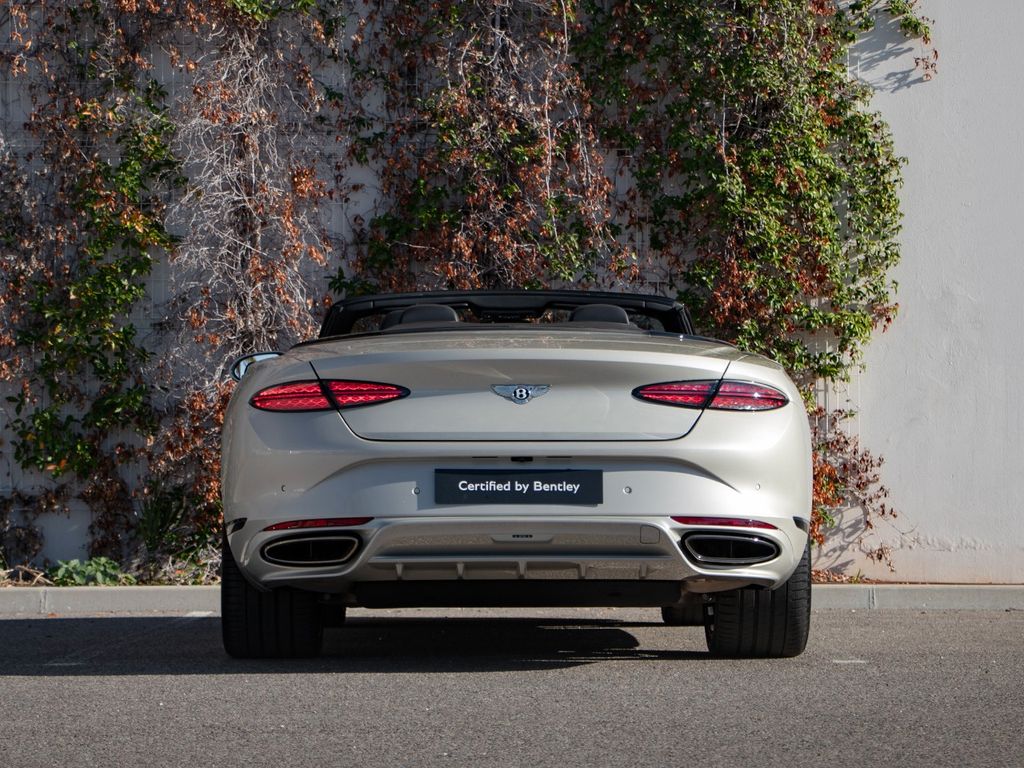 BENTLEY Continental GTC 2025