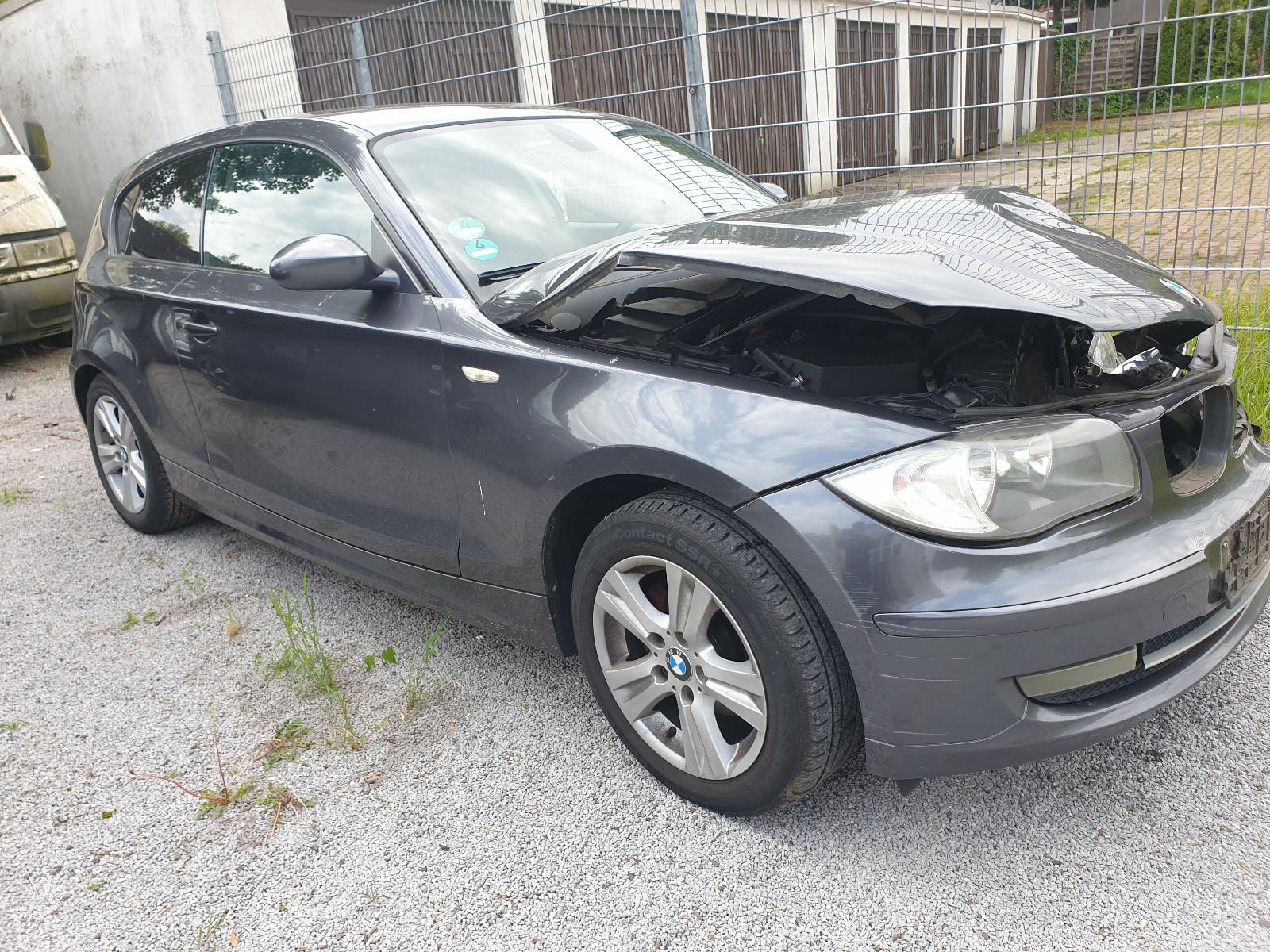 BMW 118 1 Limousine Dieses,Vorne Unfall Roll bereit